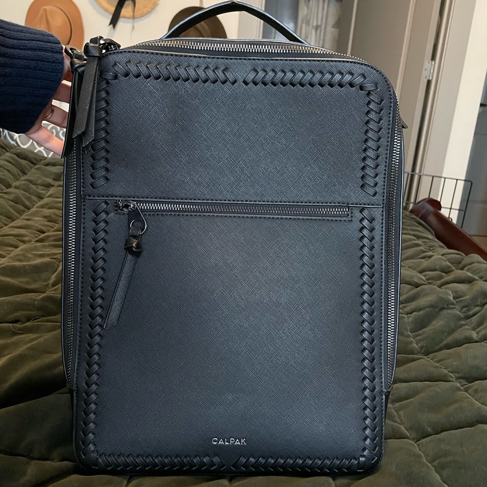 CALPAK Kaya 15 in laptop bag black with gunmetal hardware